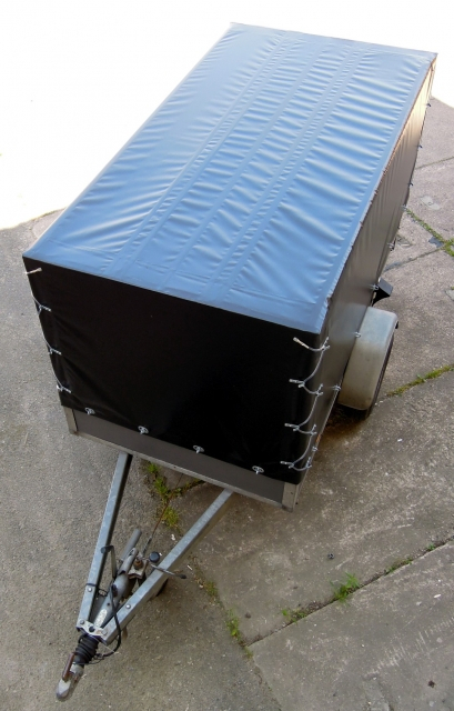 Anhängerplanen Hochspriegel Hochplane HENRA Anhänger Einachser PVC schwarz 630 g/m²