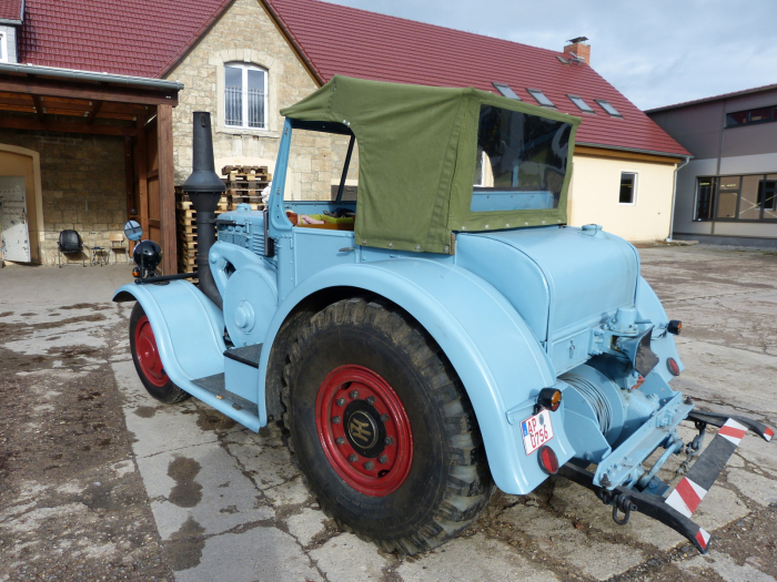 Oldtimerplane Verdeckplane Oldtimer Traktor Lanz Eilbulldog Sattlerei