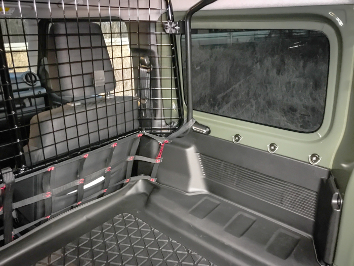 Suzuki Jimny Trennnetz Laderaumtrennblech